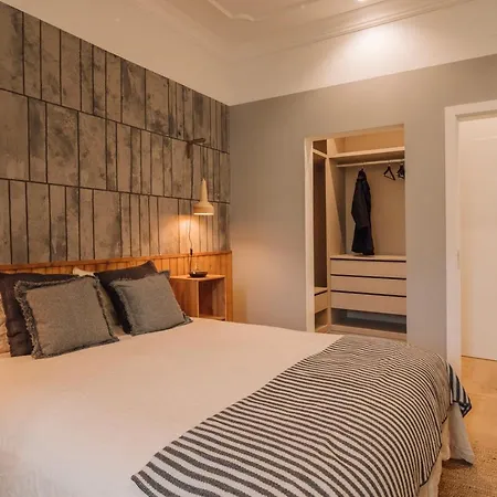 Port - 2 Bedrooms In Campo De Ourique * Lissabon